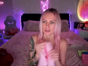 Xbbyblonde Chaturbate stream image from November 15, 2025