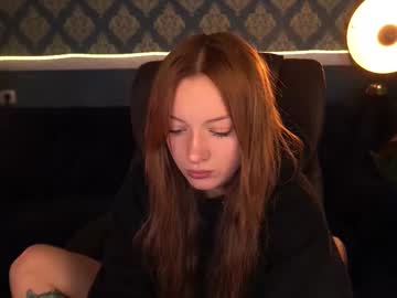 Foxymayy Chaturbate stream image from November 15, 2025