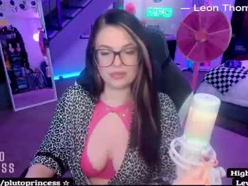 Plutoprincess69 Chaturbate stream image from November 15, 2025