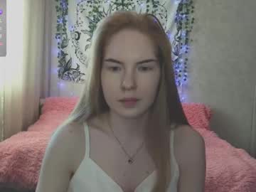Tarantino_Girl Chaturbate stream image from November 15, 2025