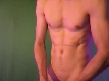 Clothesreject Chaturbate stream image from November 15, 2025