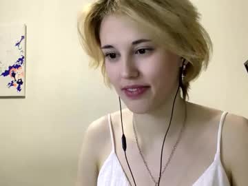 Carolcaci Chaturbate stream image from November 15, 2025