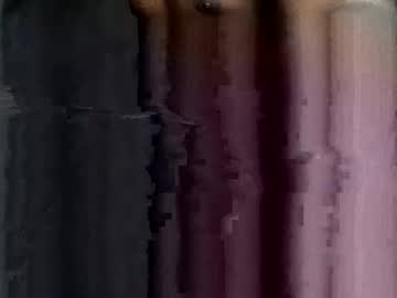 Lowkey884866 Chaturbate stream image from November 15, 2025