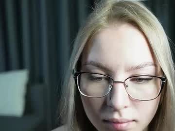 Harrietgarney Chaturbate stream image from November 15, 2025