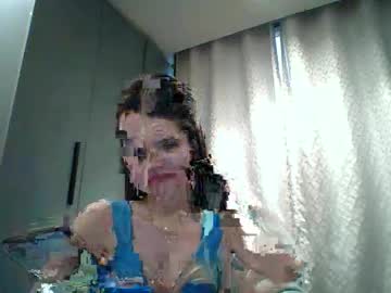 Meralynn Chaturbate stream image from November 15, 2025