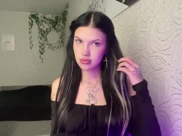 Ameeludkowski Chaturbate stream image from November 15, 2025
