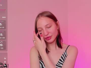 Lallycute Chaturbate stream image from November 15, 2025