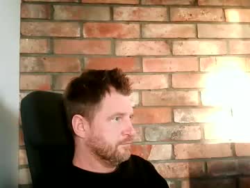 Lllukasssxxx Chaturbate stream image from November 15, 2025