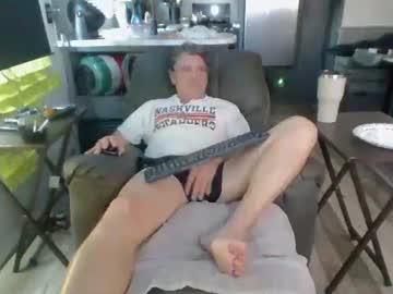 L8tniter Chaturbate stream image from November 15, 2025