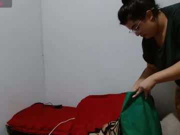 Laia_Gomez Chaturbate stream image from November 15, 2025
