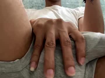 Oliver__4587 Chaturbate stream image from November 15, 2025