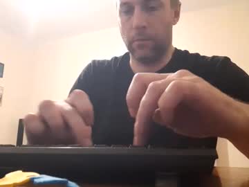 Alpachinos Chaturbate stream image from November 15, 2025