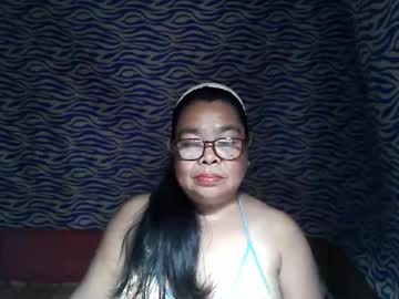 Chenita_Kits Chaturbate stream image from November 15, 2025