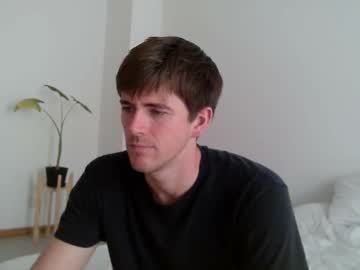 Heatsignal Chaturbate stream image from November 15, 2025