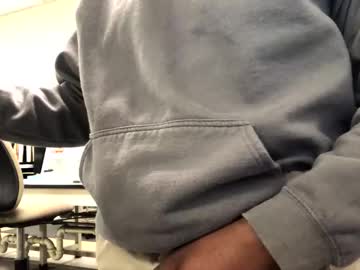 Salgozzi Chaturbate stream image from November 15, 2025