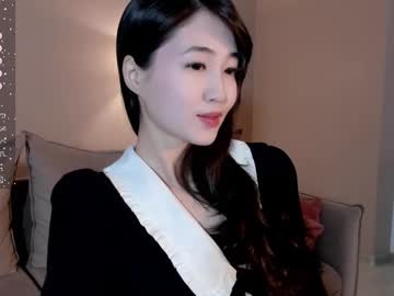 Seulbi Chaturbate stream image from November 15, 2025
