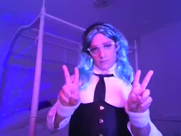 Pinkpillbambi Chaturbate stream image from November 15, 2025