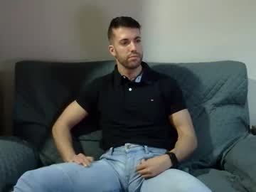 Angell102890 Chaturbate stream image from November 15, 2025