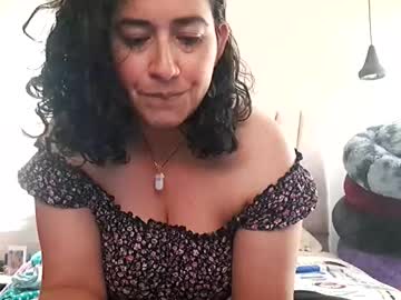Evolet_Evolet_ Chaturbate stream image from November 15, 2025