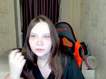 Angel_Doll585 Chaturbate stream image from November 16, 2025