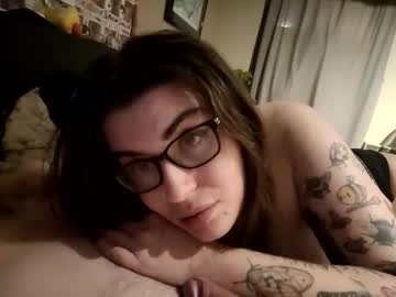 Aurely425 Chaturbate stream image from November 16, 2025