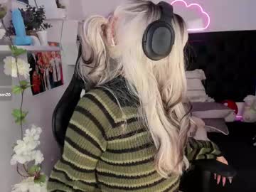 Sarastorme Chaturbate stream image from November 16, 2025