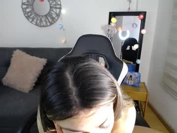 La_Rola_ Chaturbate stream image from November 16, 2025