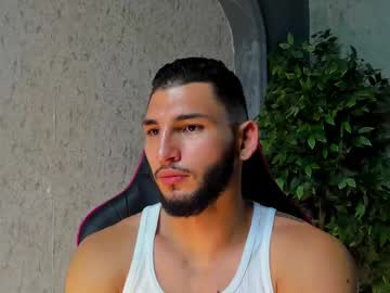 Louis_Connor Chaturbate stream image from November 16, 2025