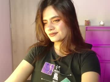 Zoee_T Chaturbate stream image from November 16, 2025