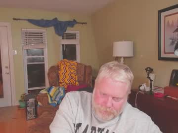 Smokymountanman Chaturbate stream image from November 16, 2025