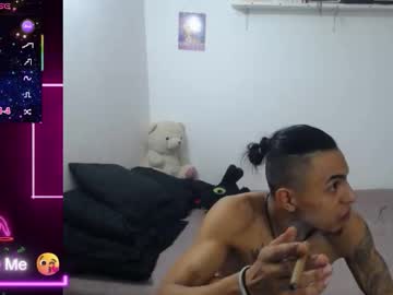 Papi_Mami_Live_ Chaturbate stream image from November 16, 2025
