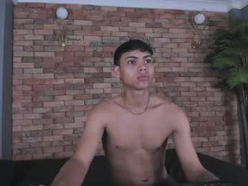 Adam_Piarse Chaturbate stream image from November 16, 2025