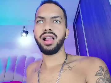 Kmichelle1 Chaturbate stream image from November 16, 2025