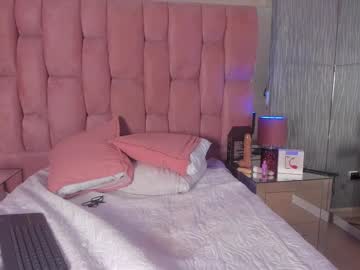 Nina_Rizzo_ Chaturbate stream image from November 16, 2025