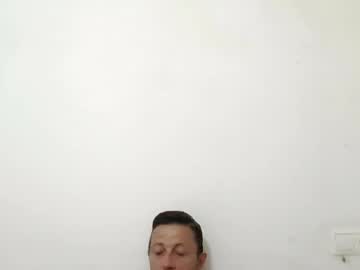 Paw8686 Chaturbate stream image from November 16, 2025