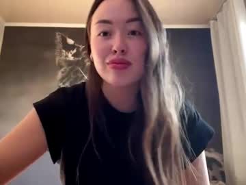 Shakitaconnett Chaturbate stream image from November 16, 2025
