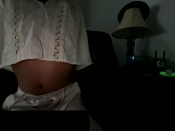 Isaac_Akamu Chaturbate stream image from November 16, 2025