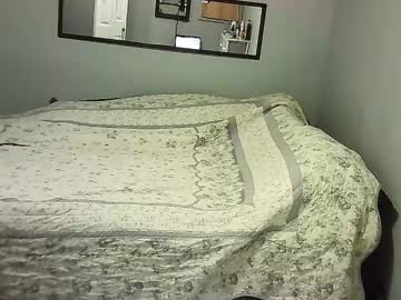 Elpouto Chaturbate stream image from November 16, 2025