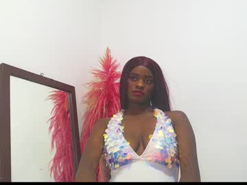 Parisaisha Chaturbate stream image from November 16, 2025