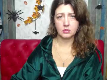 Rosehille Chaturbate stream image from November 16, 2025
