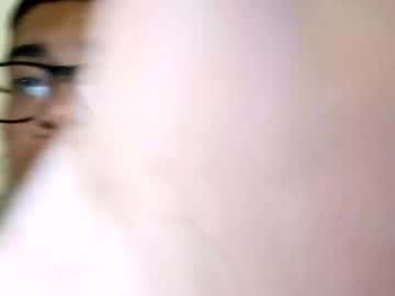 Juancito252074 Chaturbate stream image from November 16, 2025