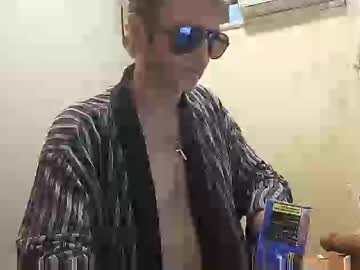 Sammyd200 Chaturbate stream image from November 16, 2025