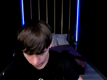 Alejandro_Ellias Chaturbate stream image from November 16, 2025