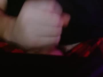Yahmen Chaturbate stream image from November 16, 2025