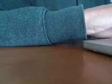 Alberto21618 Chaturbate stream image from November 16, 2025