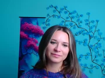 Moonsusanna Chaturbate stream image from November 16, 2025