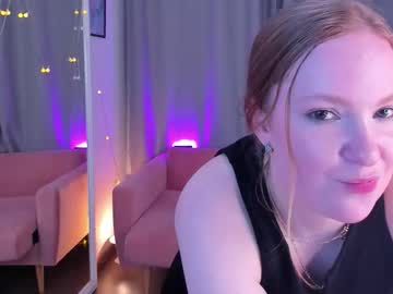 Elizabethwalson Chaturbate stream image from November 16, 2025