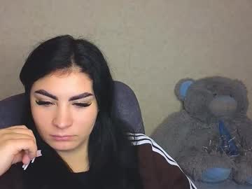 Snickertail Chaturbate stream image from November 16, 2025