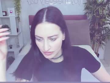 Youteacherx Chaturbate stream image from November 16, 2025