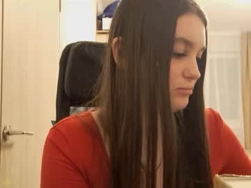 Simoneschult Chaturbate stream image from November 16, 2025